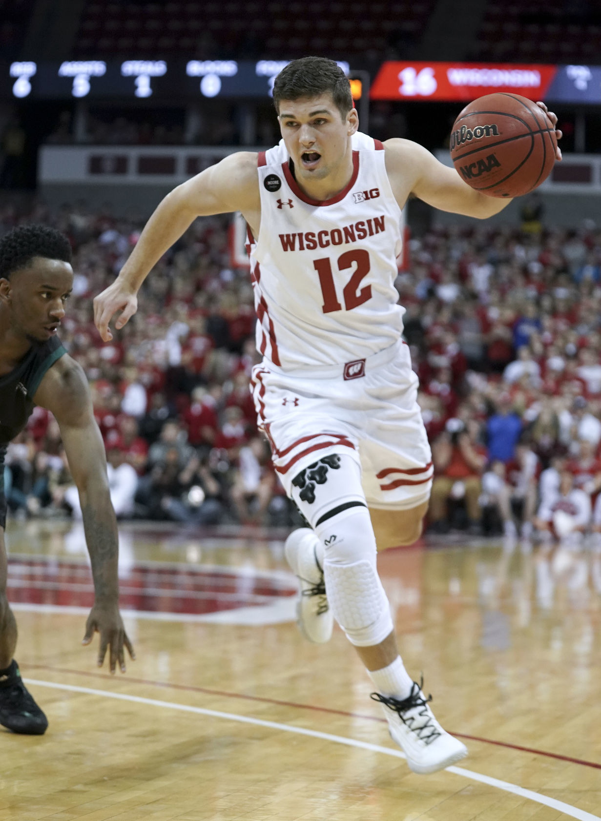Badgers 88, Phoenix 70